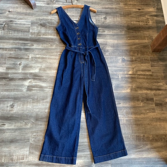Universal Thread Pants - Stretchy denim Overall Size 8